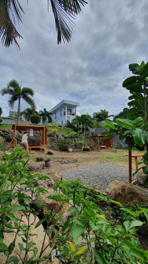 A Villas Resort & Restaurant Zamboanguita  Kültér fotó