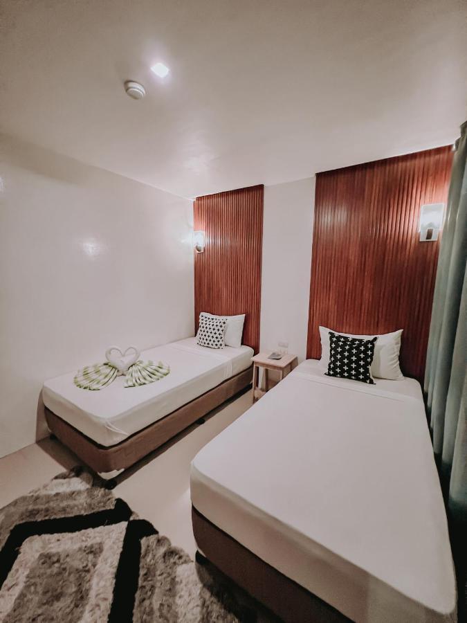 A Villas Resort & Restaurant Zamboanguita  Kültér fotó